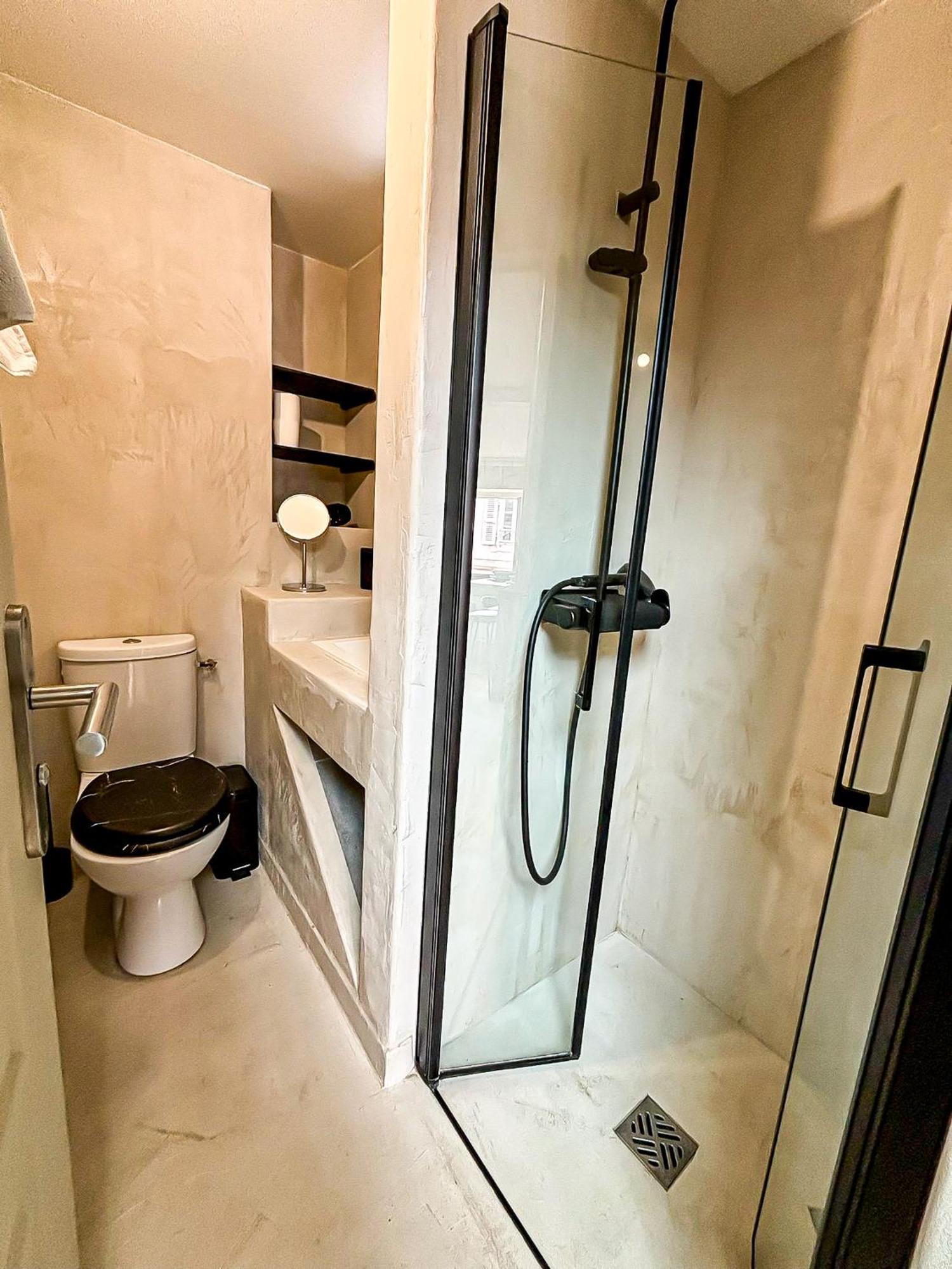 Les Saints Nico A 5 Min Port, Gare & Centre Apartamento