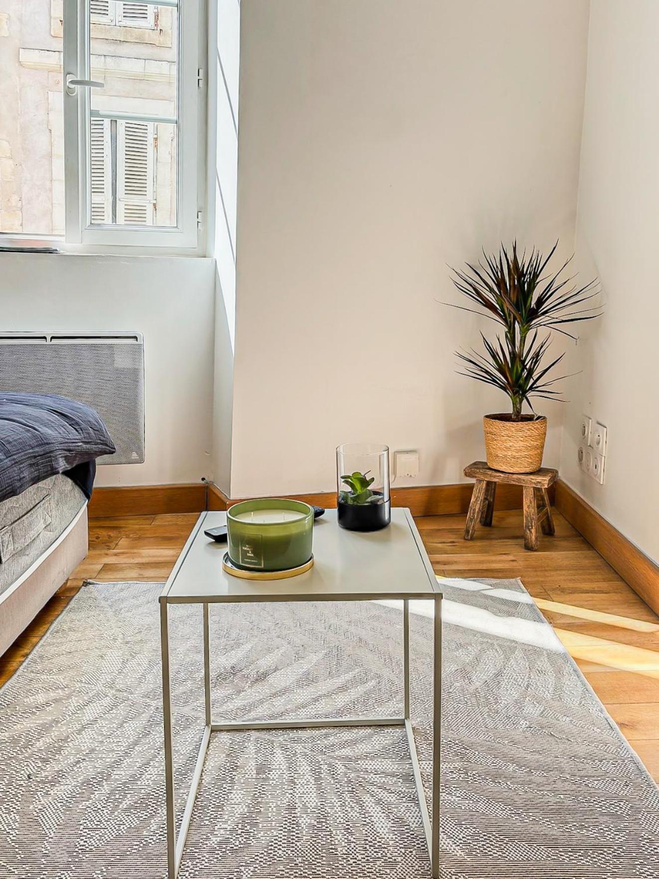 Les Saints Nico A 5 Min Port, Gare & Centre Apartamento *